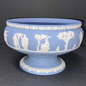 WEDGWOOD Blue Jasperware Augur’s Imperial Centerpiece Bowl Footed Vase - EUC!